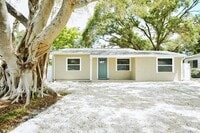 Building Photo - Beautiful 3 Bedroom Largo Home with Large ...