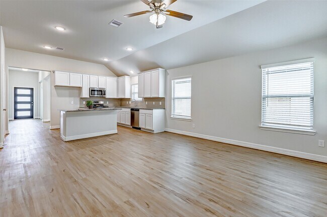 Building Photo - 8443 Red Shiner Wy