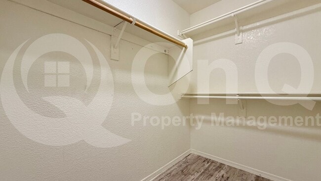 Building Photo - 2634 N 43rd Ave