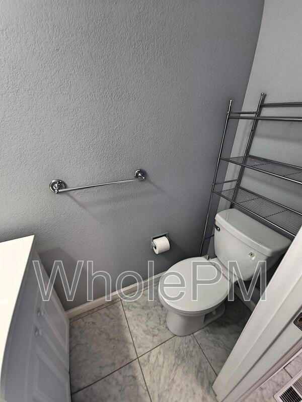 Building Photo - 10922 Bayfield Way