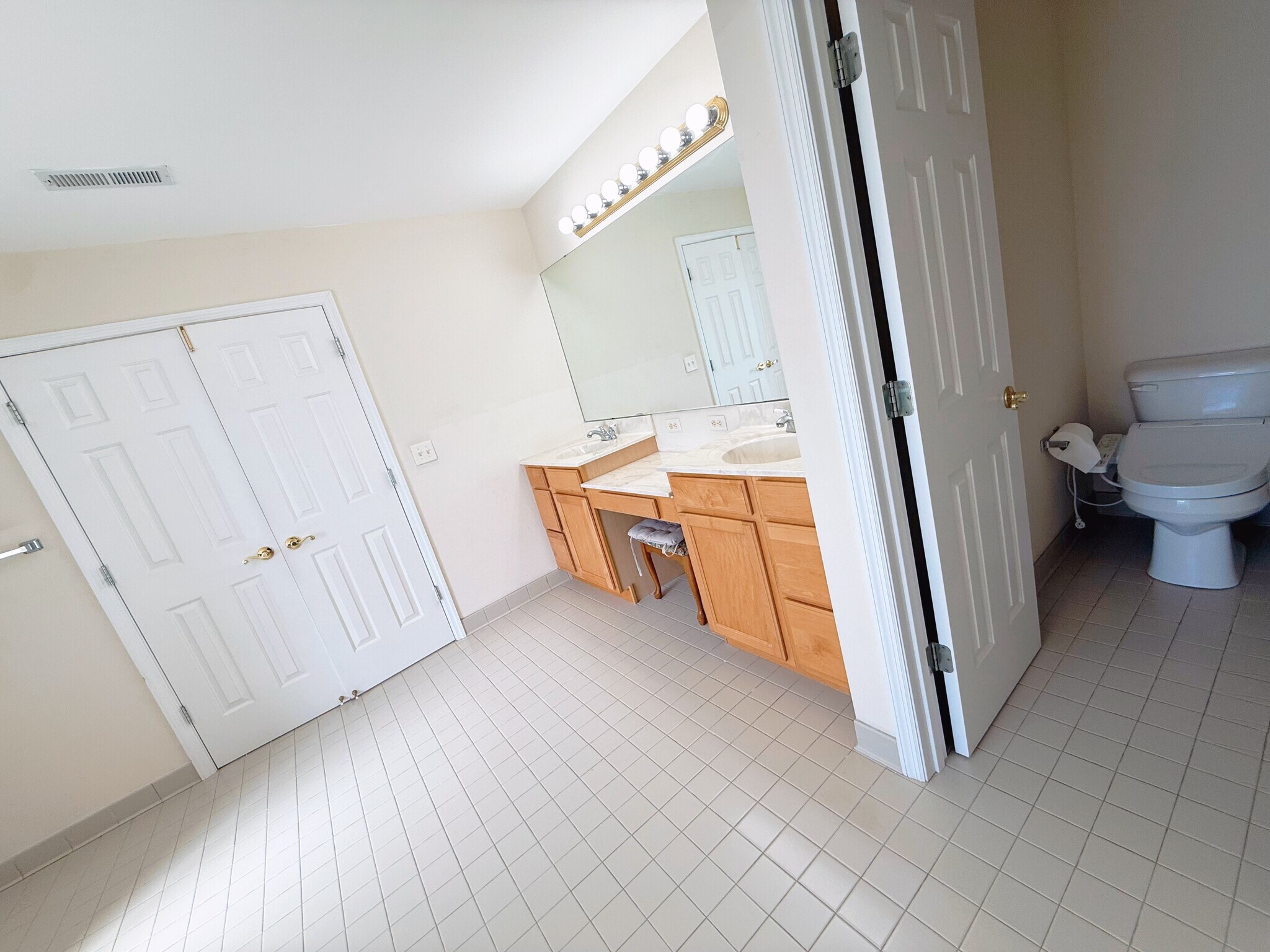 Building Photo - 4907 Forest Ridge Dr