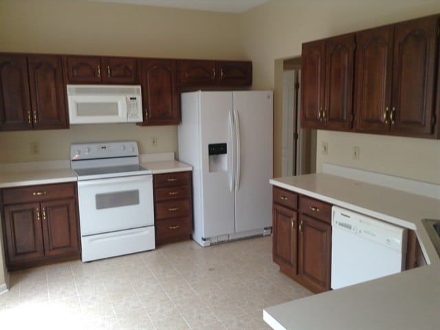 Building Photo - 9021 Crimson Oak Dr