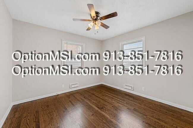 Building Photo - Charming Updated Home in a Convenient KC Location!