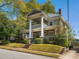 Building Photo - 1425 13th St S