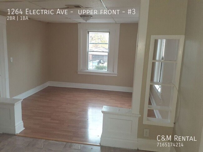 Building Photo - Nice 2 Bedroom - Upper Apartment