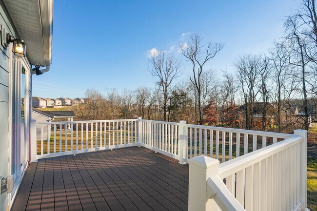 Building Photo - Beautiful One Level Home in Columbia!