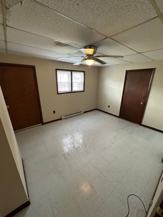 Building Photo - 1109-MF3-E