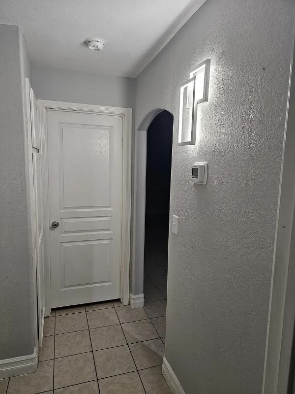 Building Photo - 517 Inness Ave