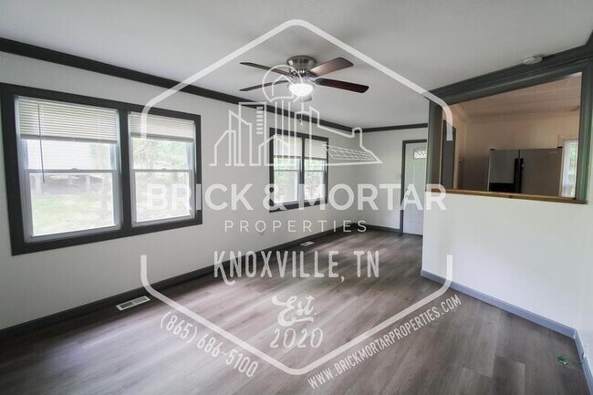 Building Photo - 170 W Wadsworth Cir