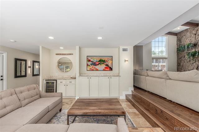 Building Photo - 3577 S Hillcrest Dr