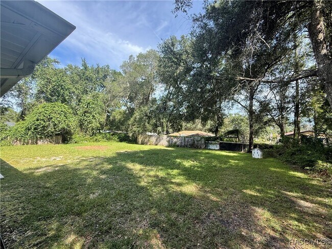 Building Photo - 3057 E Catherine Ln