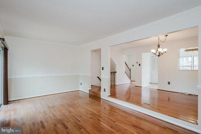 Building Photo - 27 Faraday Dr