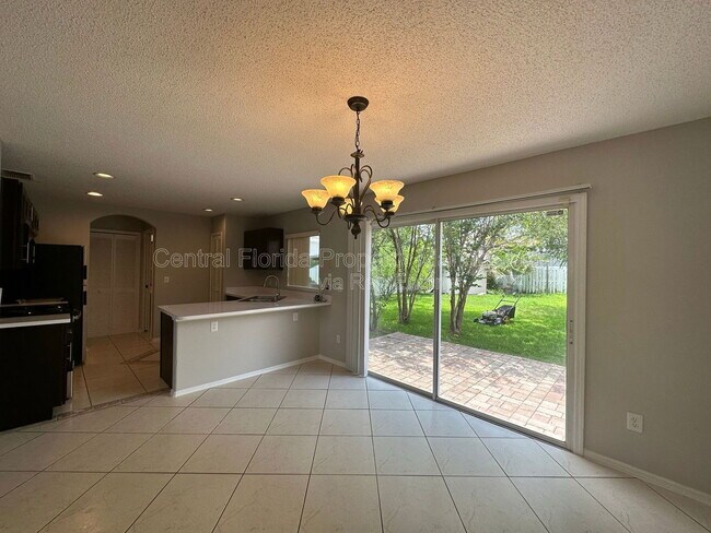 Building Photo - 14328 Rainsong Dr