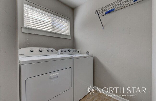 Building Photo - Charming home in Bend!
