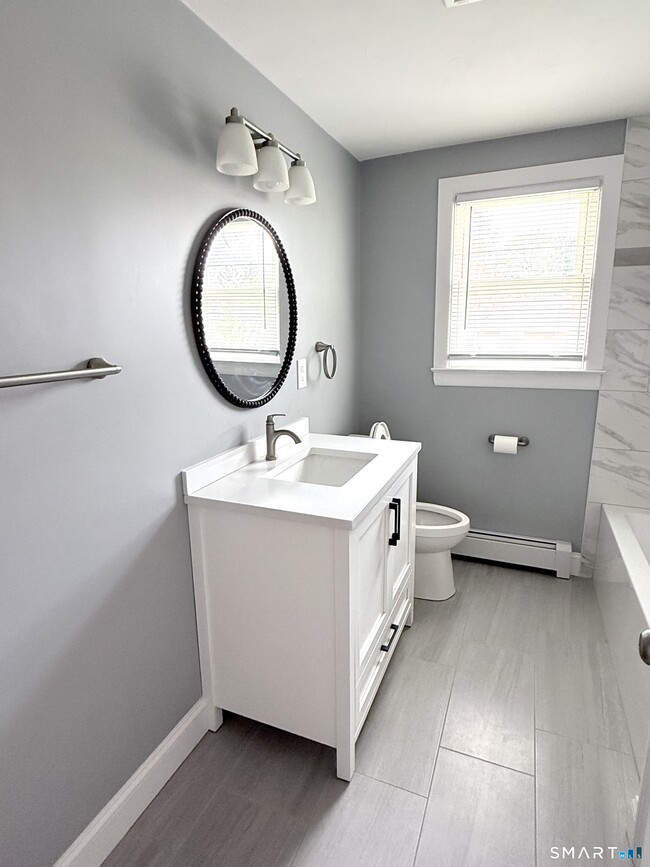 Building Photo - 100 Jordan St