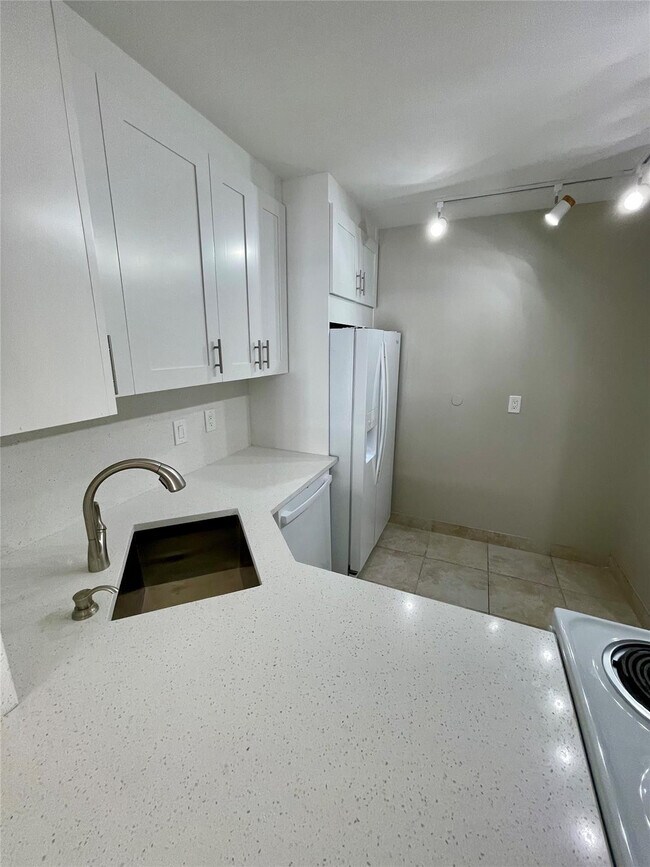 Building Photo - 801 Three Islands Boulevard