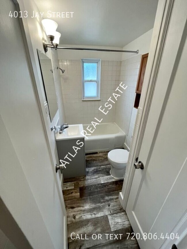 Building Photo - 4013 Jay Street