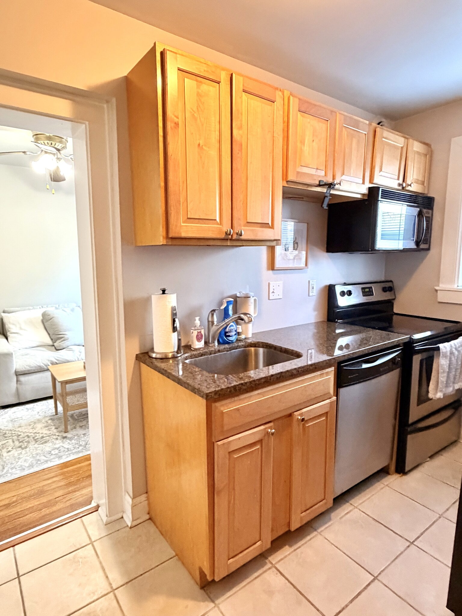 Building Photo - 104 Newburn Dr