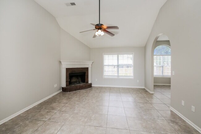 Building Photo - 5395 Philgrove Way