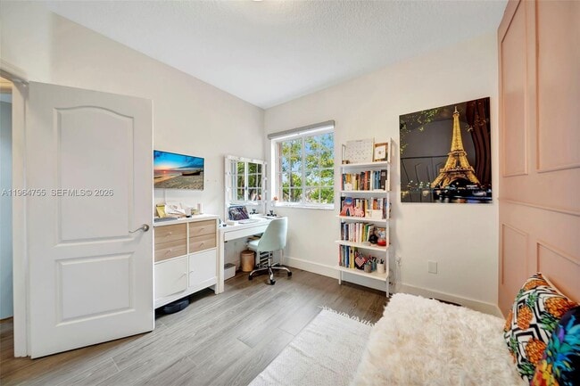 Building Photo - 10880 NW 58th Terrace