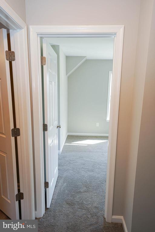 Building Photo - 2005 S Old Mill Dr