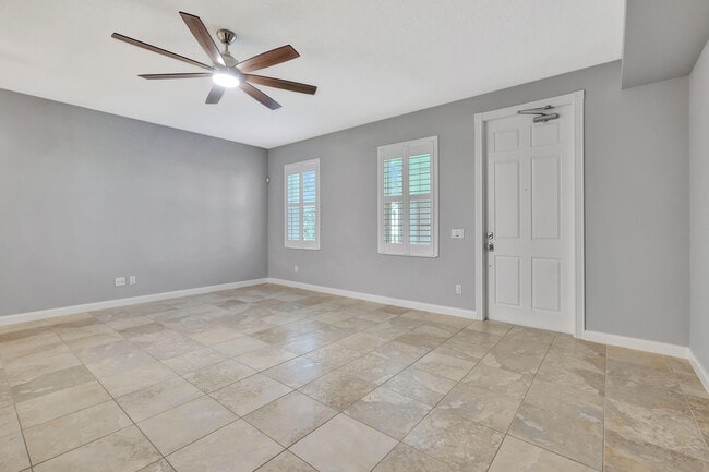 Building Photo - 2873 E Community Dr