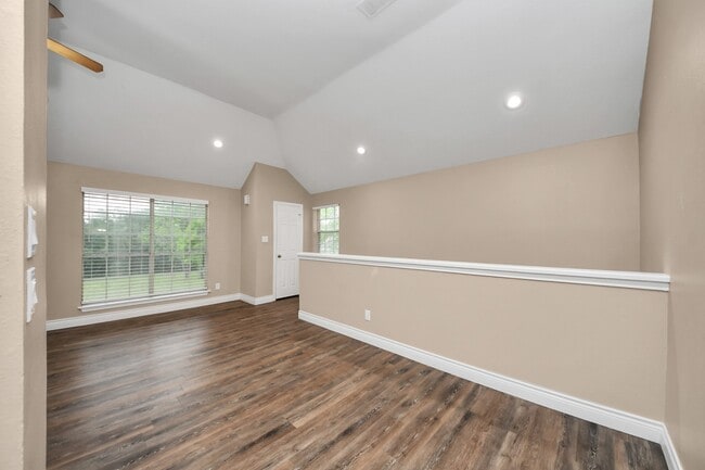 Building Photo - 1163 Lovett St