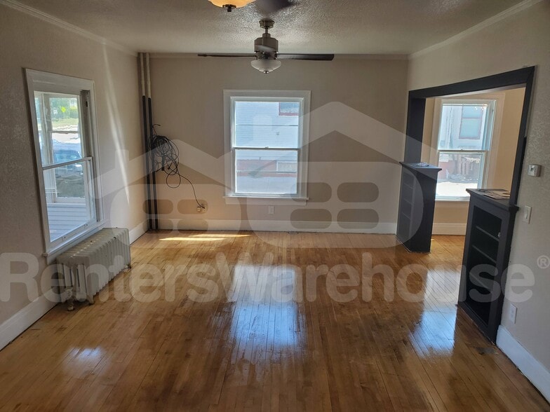 Building Photo - 608 Red Wing Ave