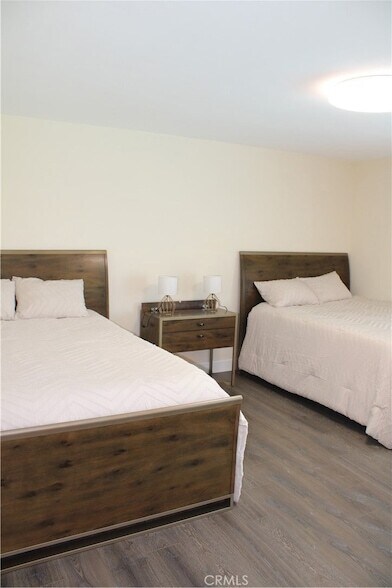 Building Photo - 761 W Country Hills Dr