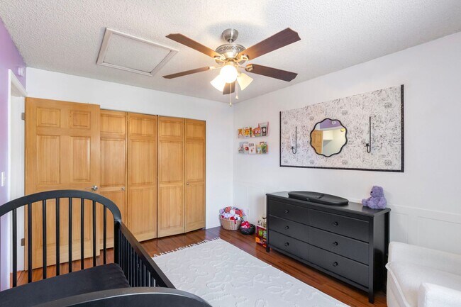 Building Photo - 3117 Moonbeam Cir S