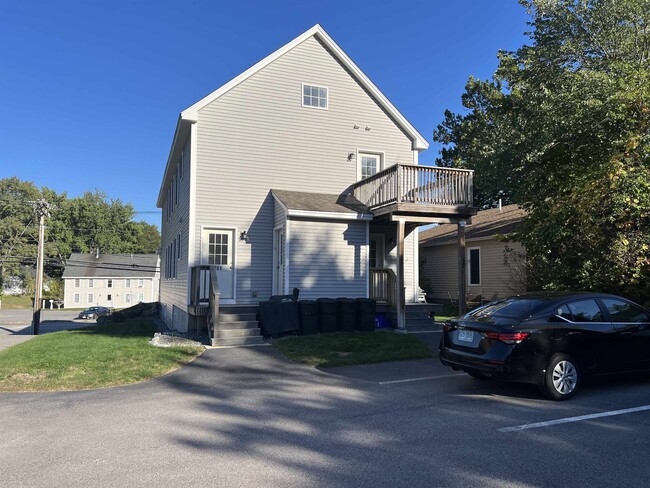 Building Photo - 448 Daniel Webster Hwy