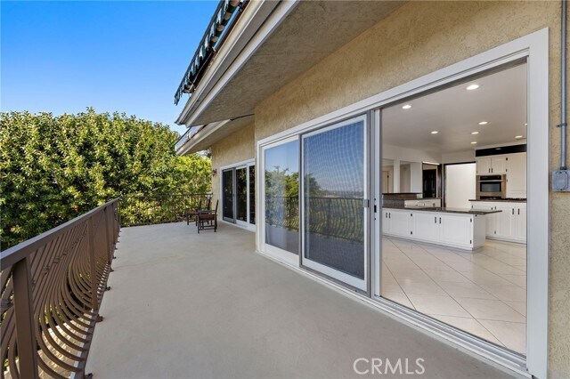 Building Photo - 11393 La Vereda Dr