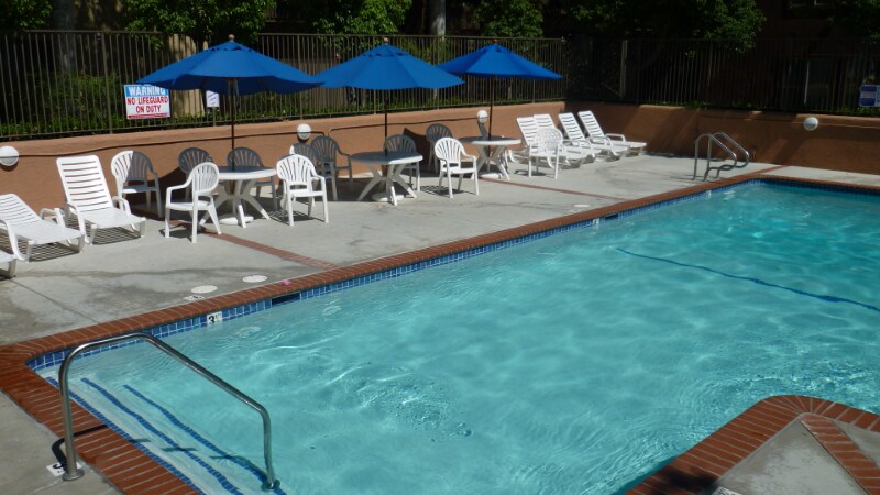 Building Photo - 18350 Hatteras St