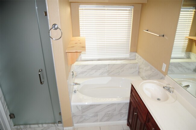 Building Photo - 232 Seascape Ln