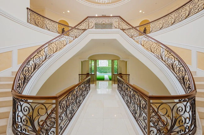 Building Photo - NO MIN CREDIT SCORE REQUIRED, BK OKAY, PAST EVICTION OKAY!, BACKGROUND FRIENDLY. Apply at "The Re...