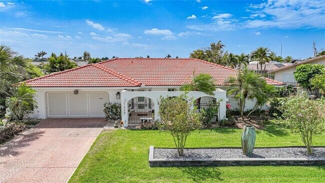 Primary Photo - 1425 Appian Dr
