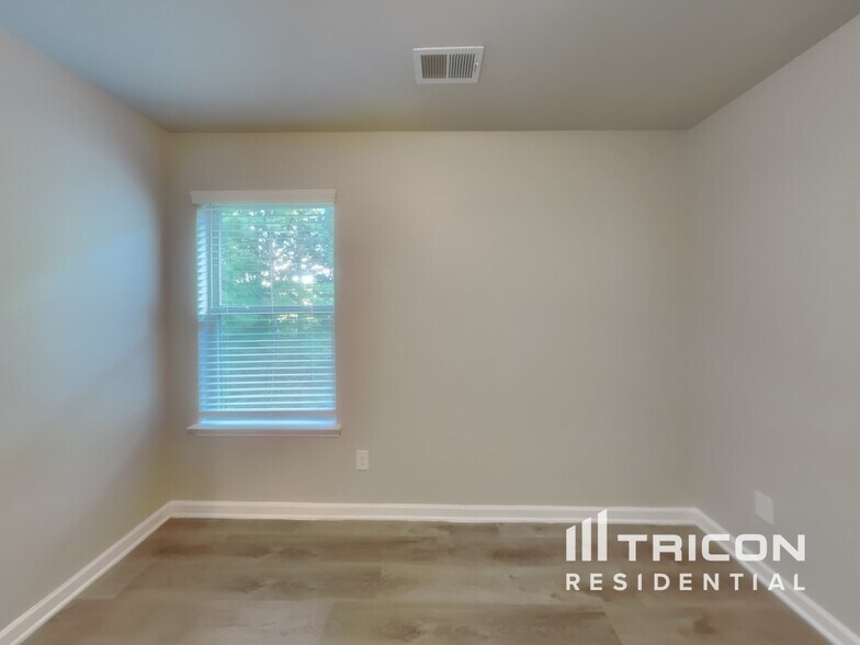 Building Photo - 1118 Mcconaughy Ct