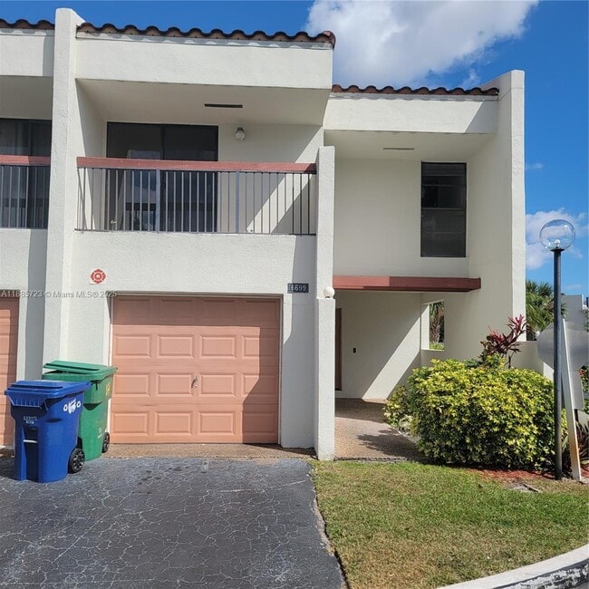 Primary Photo - 6699 Racquet Club Dr