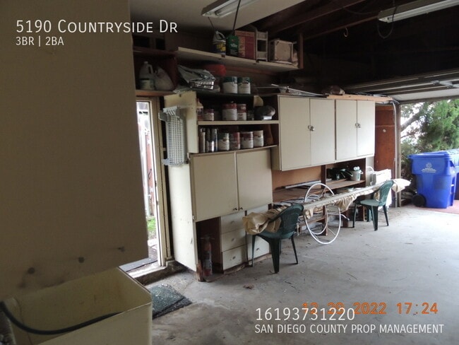 Building Photo - 5190 Countryside Dr