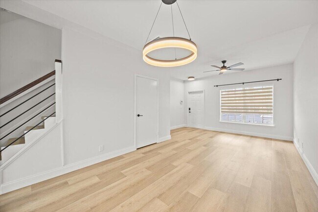Building Photo - 3124 SW 49th St