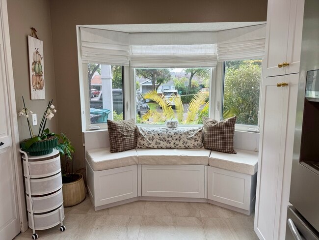 Building Photo - 14415 SW 142nd Ct