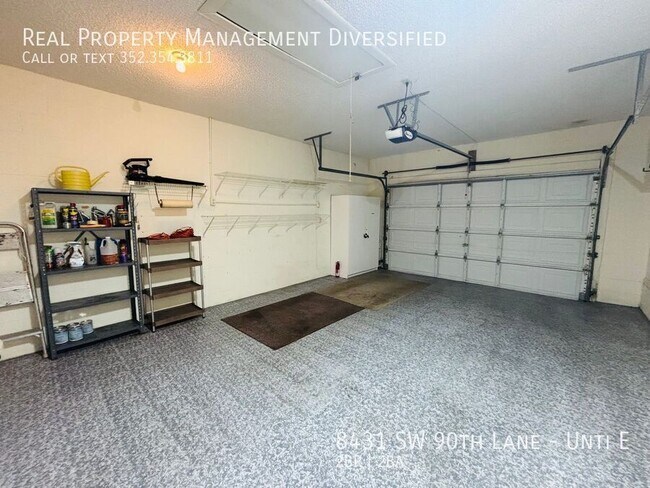 Building Photo - 8431 SW 90th Ln