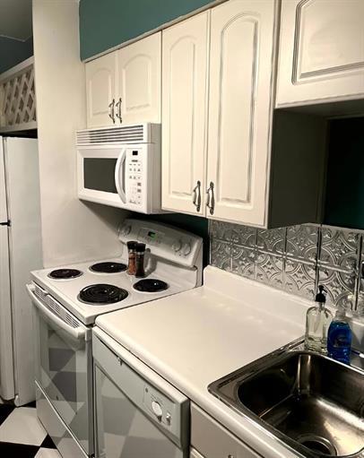 Building Photo - 1740 E Broad St