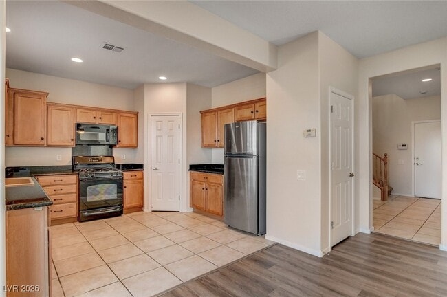 Building Photo - 2460 Rue Bienville Way