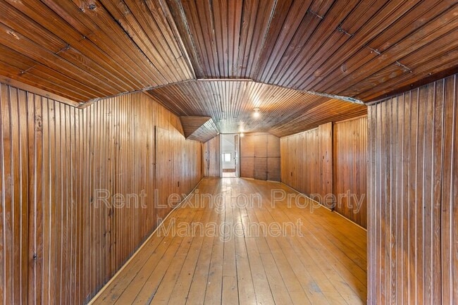 Building Photo - 602 E Jackson St