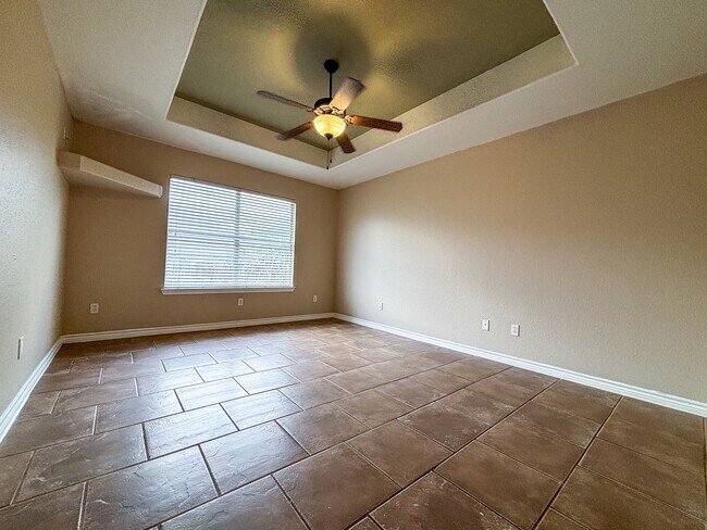 Building Photo - 3028 Douglas Fir Dr