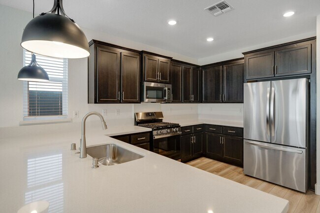 Building Photo - 2024-Built Sacramento Home with Modern Finishes & Private Backyard!