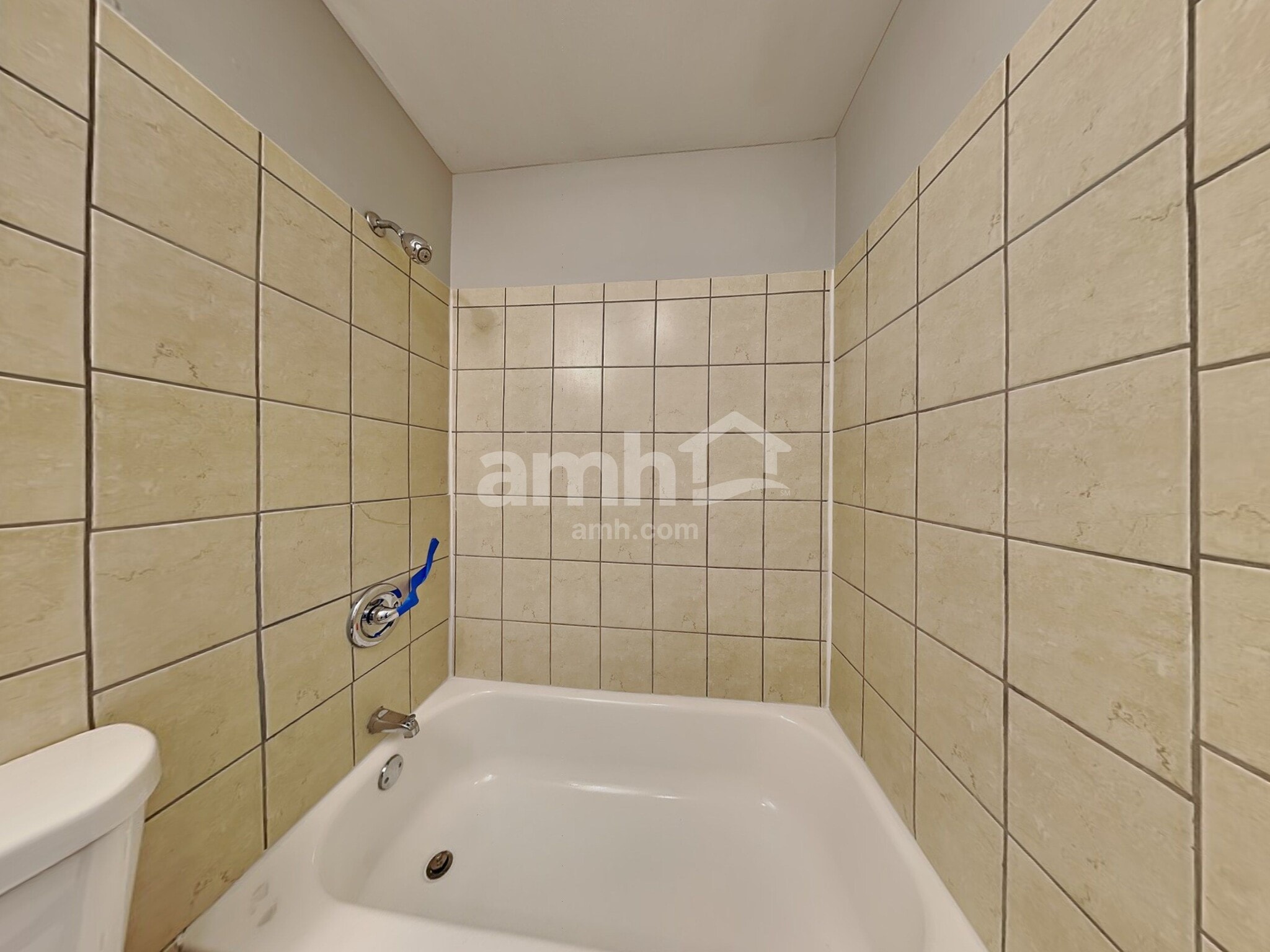 Building Photo - 132 Bush Dr