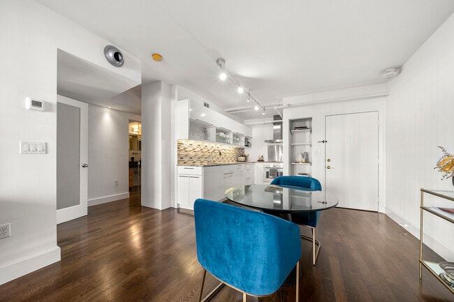 Building Photo - 199 14th St NE