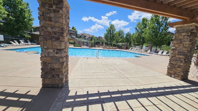 Building Photo - 11992 W Long Cir